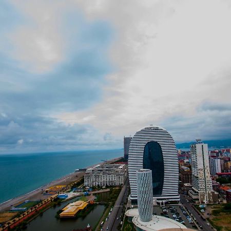 Sea View Apartment Near To The Dancing And Music Fountains Batumi Exterior foto