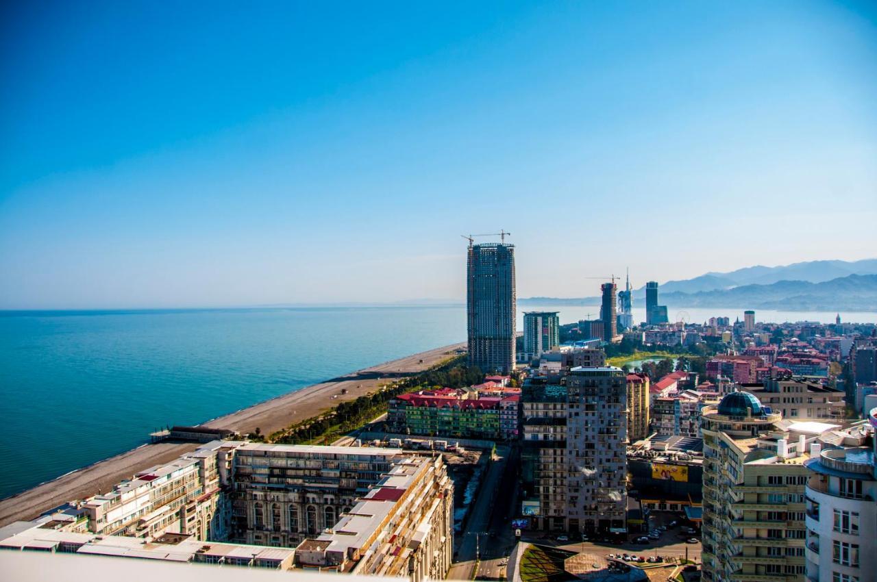 Sea View Apartment Near To The Dancing And Music Fountains Batumi Exterior foto